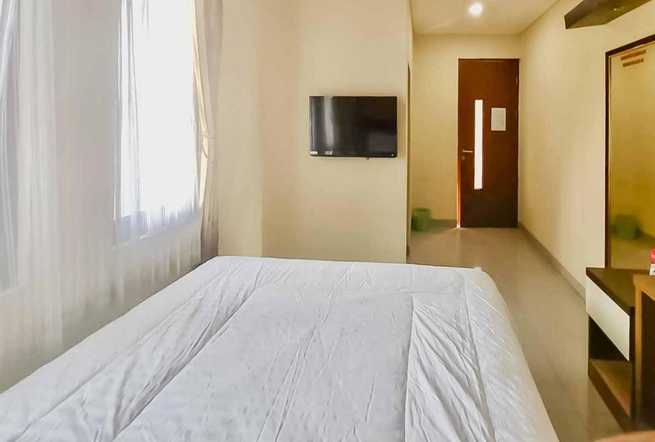 Reddoorz @ Jalan Raya Kaliwungu Selatan Kendal Hotel Exterior foto